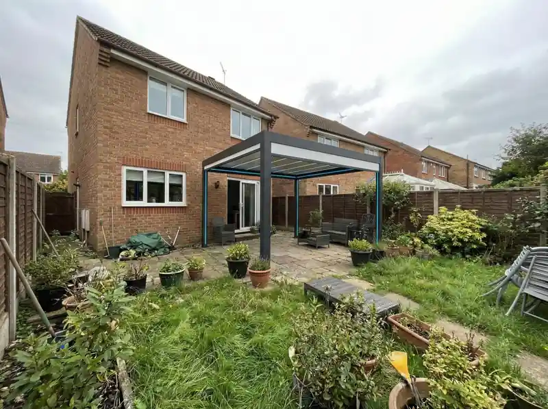 reviews.items.1.author